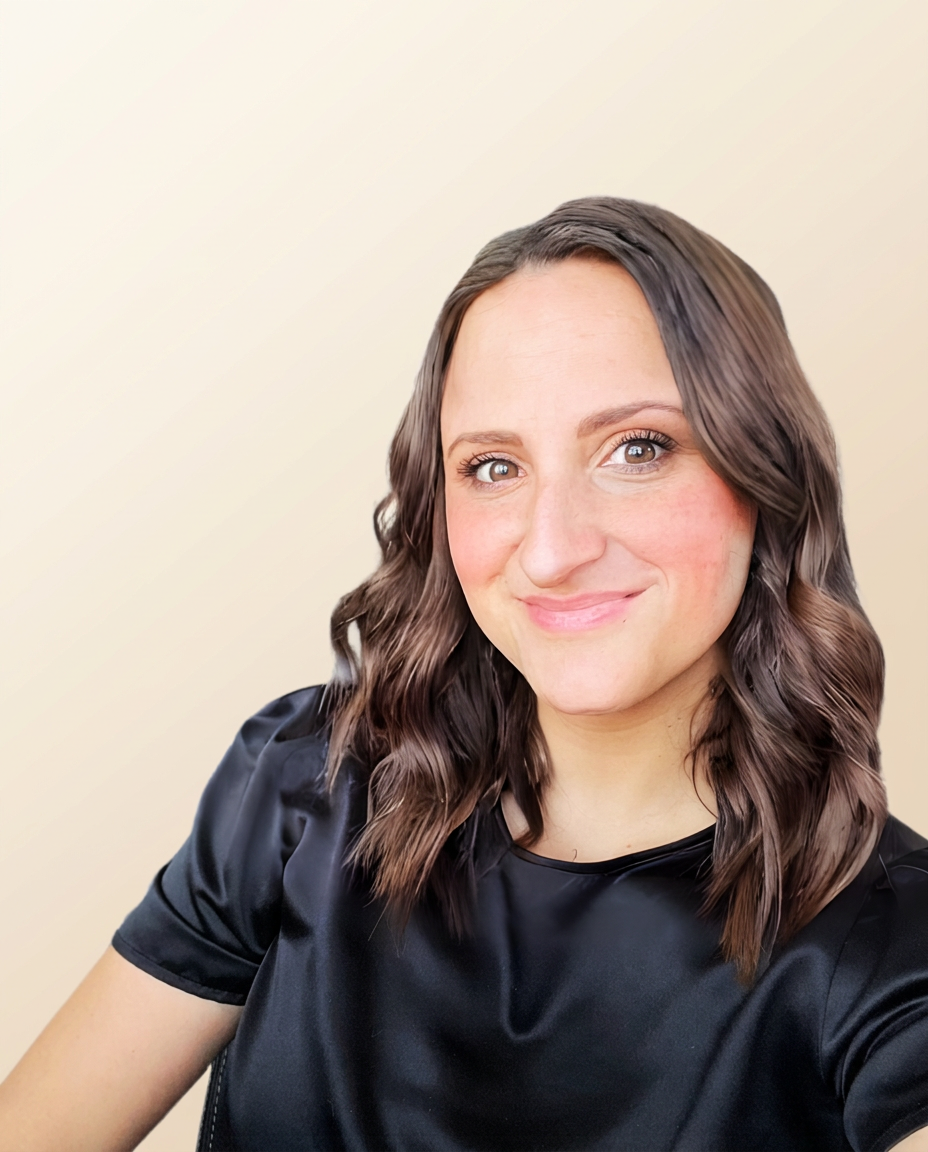 Headshot of Samantha Gaunt